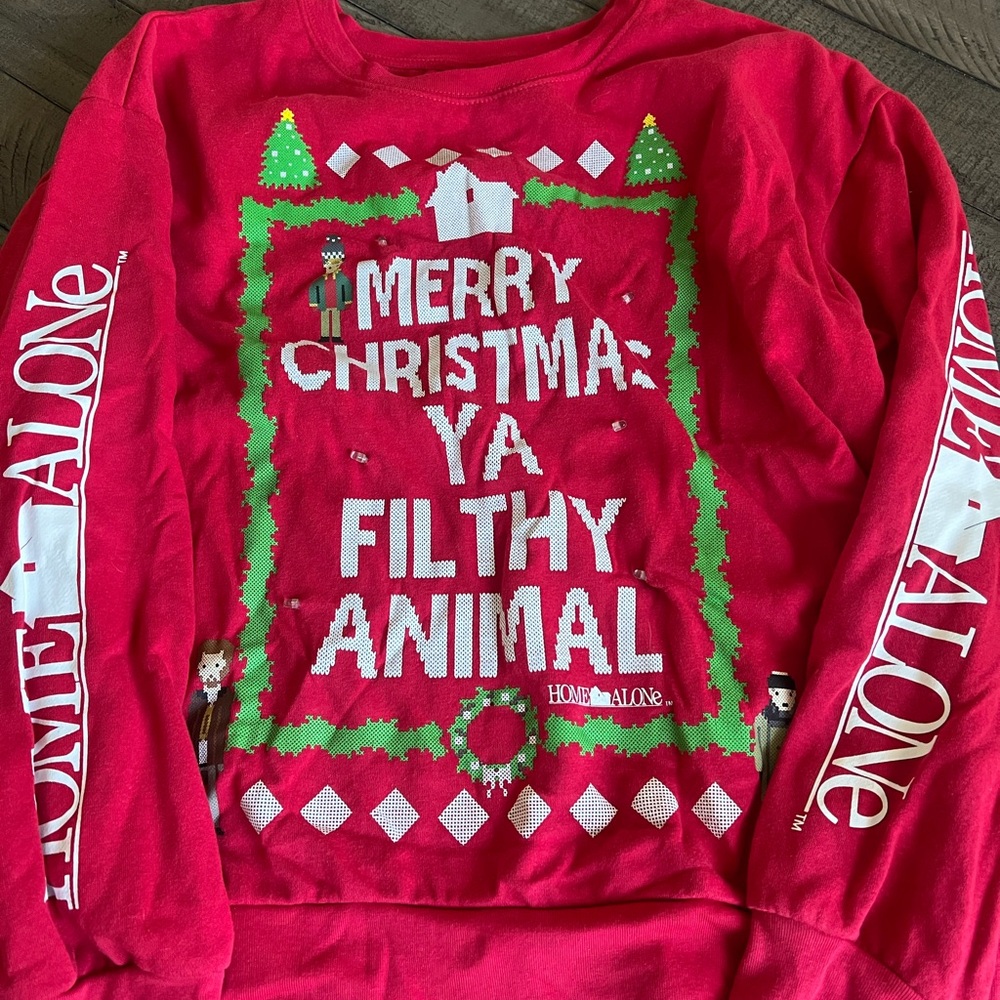 Home Alone Christmas Sweater lights up! Size XXL